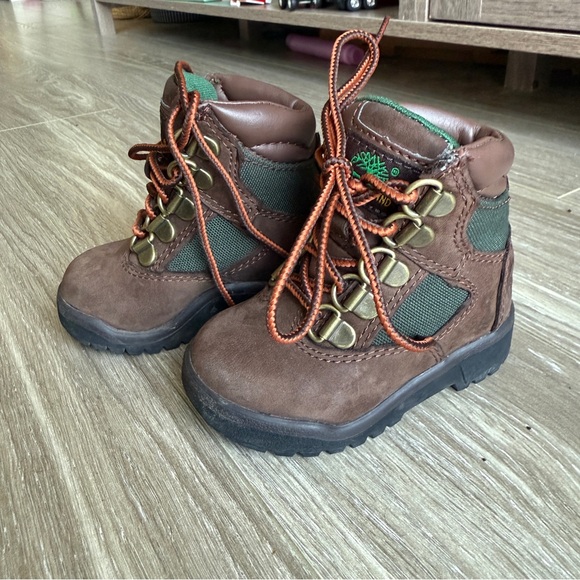 Toddler Beef & Broccoli timberland boots size 4.5 hiking snow winter - Picture 4 of 6